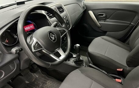 Renault Logan II, 2018 год, 949 000 рублей, 13 фотография