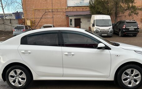 KIA Rio IV, 2019 год, 1 430 000 рублей, 2 фотография