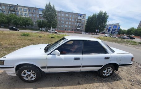 Toyota Vista, 1988 год, 185 000 рублей, 2 фотография