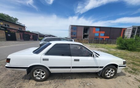 Toyota Vista, 1988 год, 185 000 рублей, 3 фотография