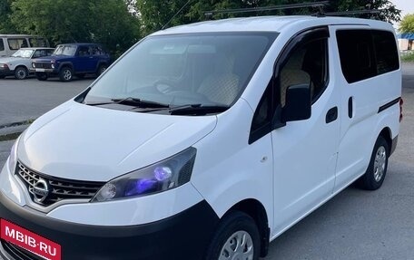 Nissan NV200, 2015 год, 1 450 000 рублей, 9 фотография