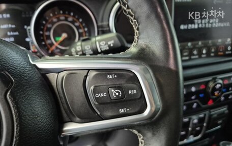 Jeep Wrangler, 2021 год, 3 332 030 рублей, 15 фотография