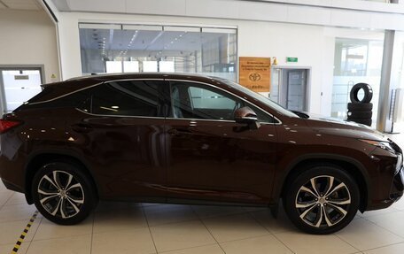 Lexus RX IV рестайлинг, 2017 год, 5 000 000 рублей, 4 фотография