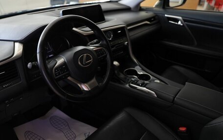 Lexus RX IV рестайлинг, 2017 год, 5 000 000 рублей, 17 фотография