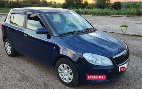 Skoda Fabia II, 2010 год, 585 000 рублей, 2 фотография