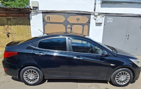 Hyundai Solaris II рестайлинг, 2015 год, 850 000 рублей, 4 фотография