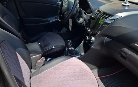 Hyundai Solaris II рестайлинг, 2015 год, 850 000 рублей, 11 фотография