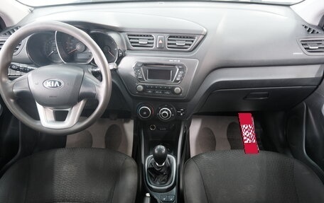 KIA Rio III рестайлинг, 2013 год, 799 000 рублей, 12 фотография