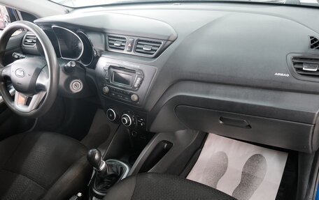KIA Rio III рестайлинг, 2013 год, 799 000 рублей, 19 фотография