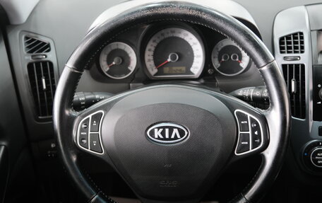 KIA cee'd I рестайлинг, 2009 год, 699 000 рублей, 13 фотография
