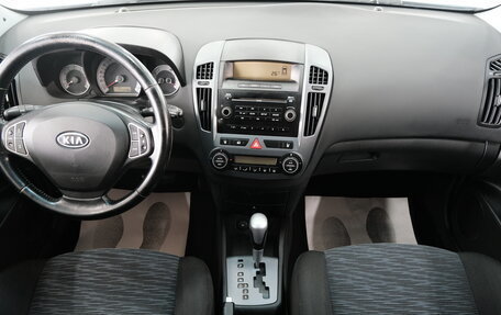 KIA cee'd I рестайлинг, 2009 год, 699 000 рублей, 16 фотография