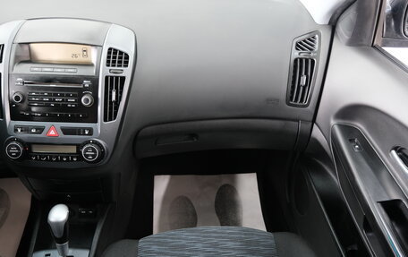 KIA cee'd I рестайлинг, 2009 год, 699 000 рублей, 20 фотография