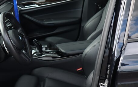 BMW 5 серия, 2020 год, 5 790 000 рублей, 33 фотография