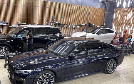 BMW 7 серия, 2018 год, 4 650 000 рублей, 6 фотография