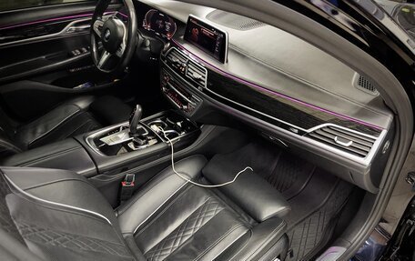 BMW 7 серия, 2018 год, 4 650 000 рублей, 14 фотография