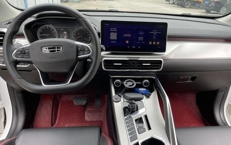Geely Coolray I, 2022 год, 1 250 000 рублей, 2 фотография