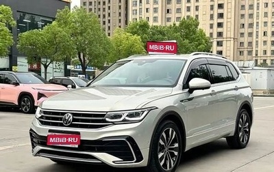 Volkswagen Tiguan II, 2021 год, 3 395 000 рублей, 1 фотография