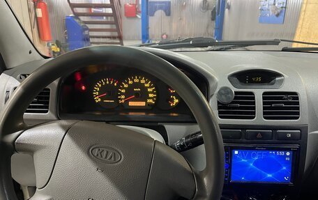 KIA Rio II, 2003 год, 6 фотография