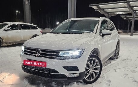 Volkswagen Tiguan II, 2017 год, 2 850 000 рублей, 14 фотография