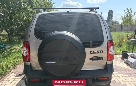 Chevrolet Niva I рестайлинг, 2013 год, 534 000 рублей, 4 фотография