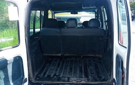Renault Kangoo II рестайлинг, 2001 год, 375 000 рублей, 6 фотография