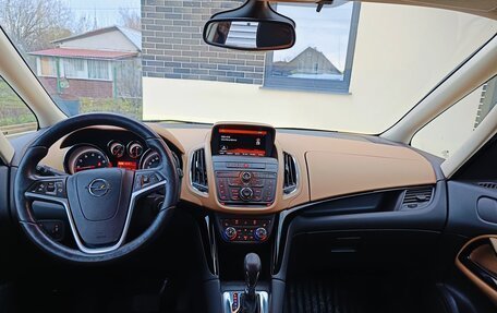 Opel Zafira C рестайлинг, 2015 год, 1 400 000 рублей, 5 фотография