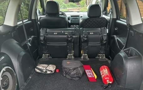 Mitsubishi Outlander III рестайлинг 3, 2008 год, 920 000 рублей, 18 фотография