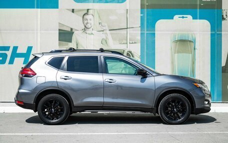 Nissan Rogue II, 2017 год, 1 995 000 рублей, 5 фотография