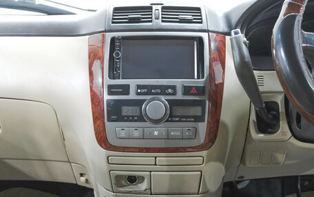 Toyota Ipsum II, 2001 год, 799 000 рублей, 13 фотография