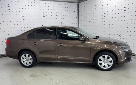 Volkswagen Jetta VI, 2012 год, 985 000 рублей, 8 фотография