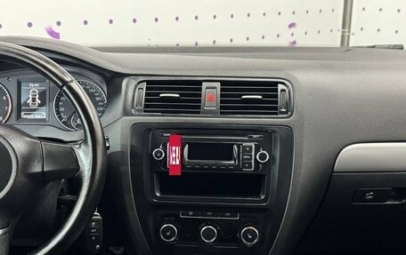Volkswagen Jetta VI, 2012 год, 985 000 рублей, 16 фотография
