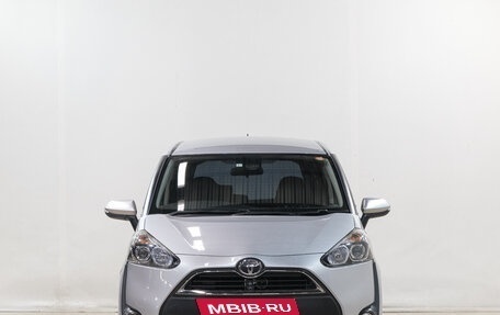 Toyota Sienta II, 2017 год, 1 189 000 рублей, 2 фотография
