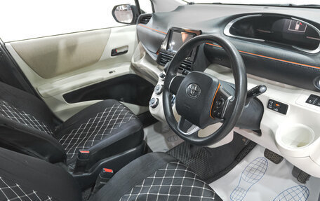 Toyota Sienta II, 2017 год, 1 189 000 рублей, 7 фотография