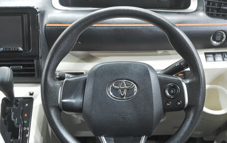 Toyota Sienta II, 2017 год, 1 189 000 рублей, 12 фотография