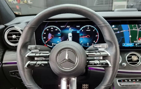 Mercedes-Benz E-Класс, 2022 год, 4 198 000 рублей, 7 фотография