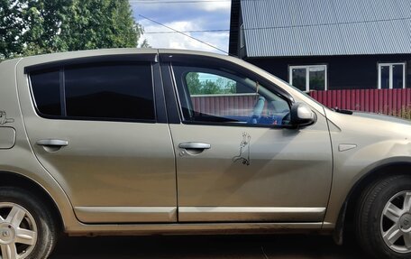 Renault Sandero I, 2011 год, 650 000 рублей, 1 фотография