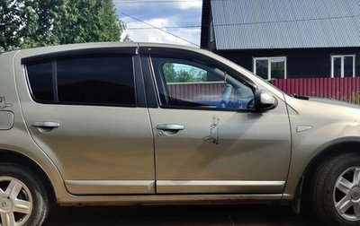 Renault Sandero I, 2011 год, 650 000 рублей, 1 фотография