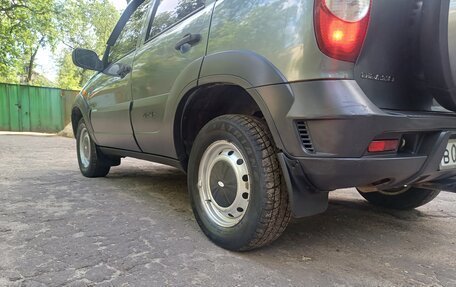 Chevrolet Niva I рестайлинг, 2009 год, 425 000 рублей, 14 фотография
