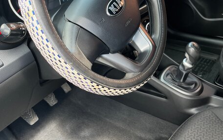 KIA Rio III рестайлинг, 2014 год, 1 050 000 рублей, 10 фотография