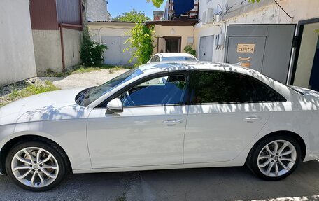 Audi A4, 2019 год, 2 900 000 рублей, 3 фотография