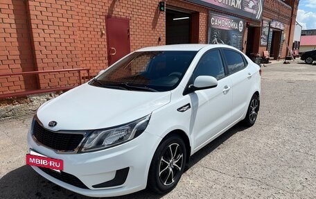 KIA Rio III рестайлинг, 2014 год, 1 050 000 рублей, 5 фотография
