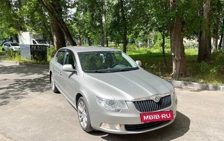 Skoda Superb III рестайлинг, 2012 год, 1 150 000 рублей, 2 фотография