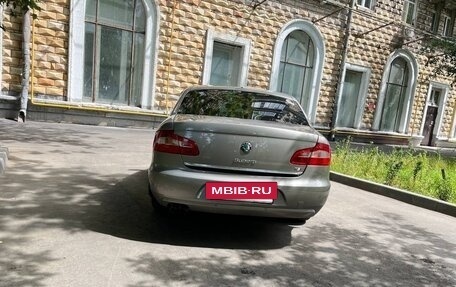 Skoda Superb III рестайлинг, 2012 год, 1 150 000 рублей, 5 фотография