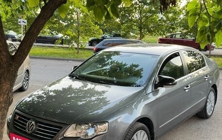 Volkswagen Passat B6, 2007 год, 1 020 000 рублей, 2 фотография
