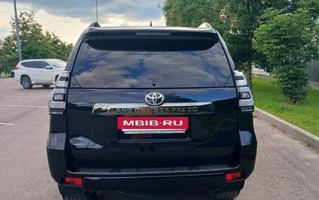 Toyota Land Cruiser Prado 150 рестайлинг 2, 2020 год, 7 500 000 рублей, 4 фотография