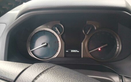Toyota Land Cruiser Prado 150 рестайлинг 2, 2020 год, 7 500 000 рублей, 17 фотография