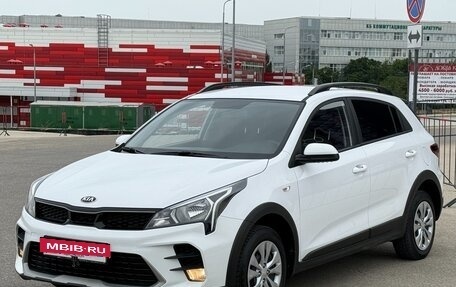 KIA Rio IV, 2021 год, 1 797 000 рублей, 10 фотография