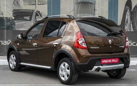 Renault Sandero I, 2013 год, 799 000 рублей, 2 фотография
