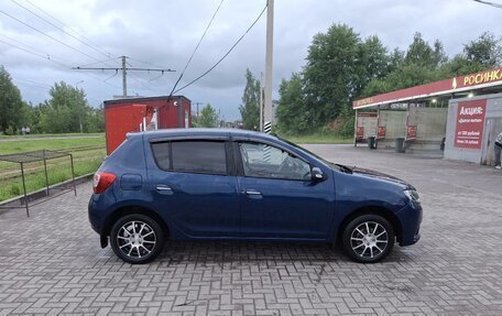 Renault Sandero II рестайлинг, 2014 год, 1 100 000 рублей, 4 фотография