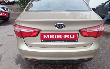 KIA Rio III рестайлинг, 2012 год, 650 000 рублей, 3 фотография